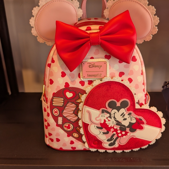 Disney Minnie Mouse Heart Backpack - Pink and Red - Picture 2 of 3